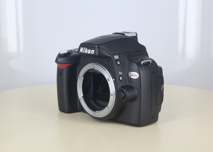 中古ニコンニコン D40X ボデイ
