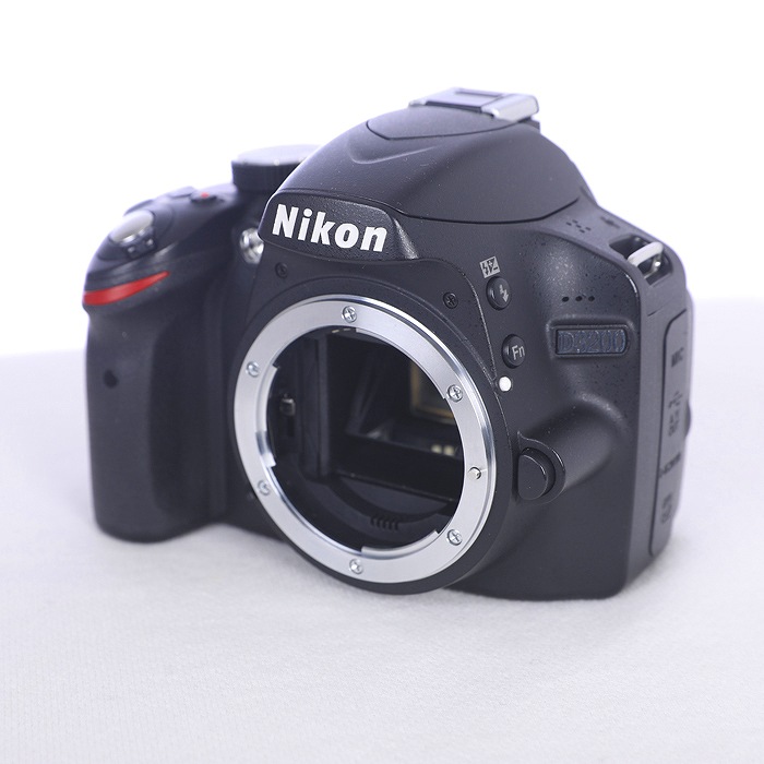 yÁz(jR) Nikon D3200 ubN
