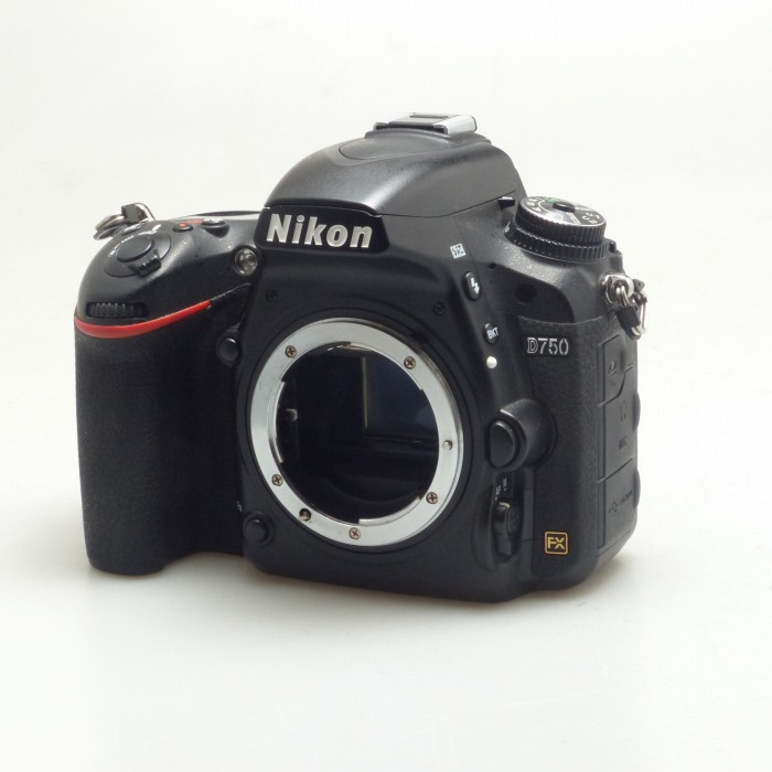 yÁz(jR) Nikon D750 {fC