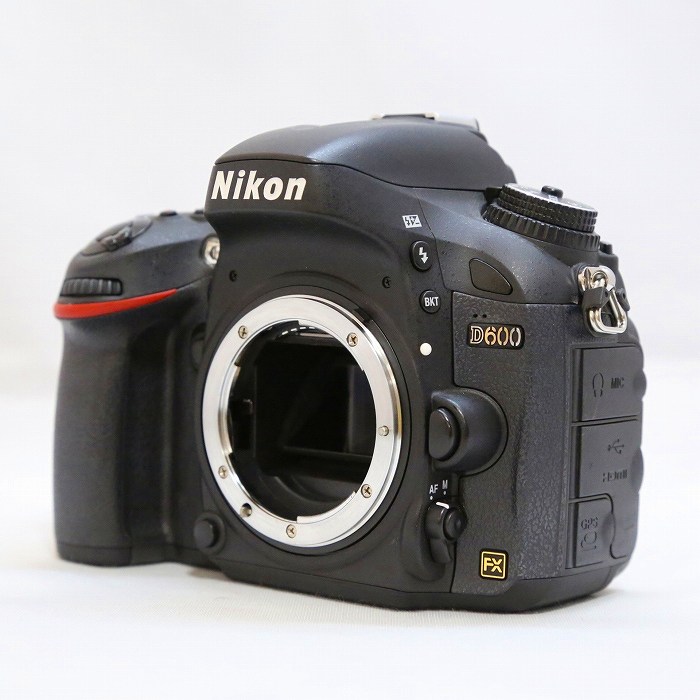 yÁz(jR) Nikon D600 {fC