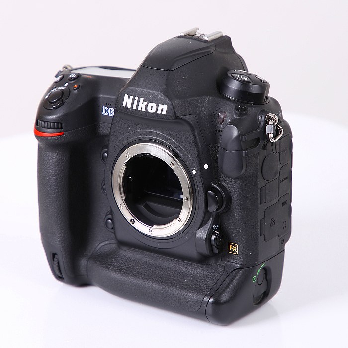 yÁz(jR) Nikon D6 {fC