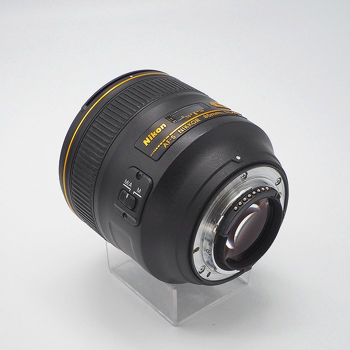 yÁz(jR) Nikon AF-S 85/1.4G