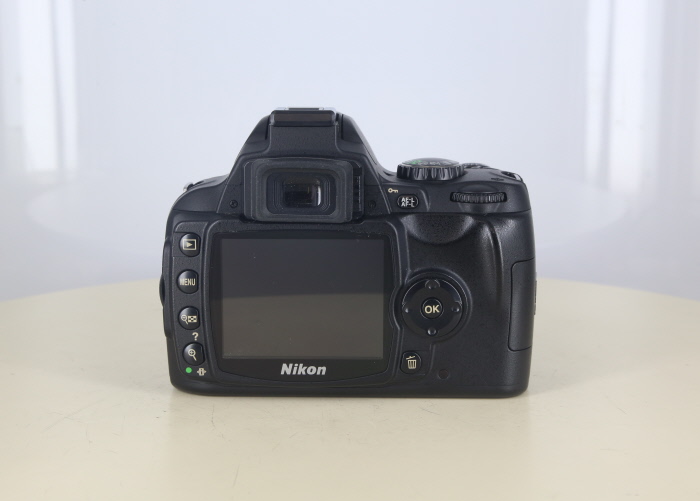 中古ニコンニコン D40X ボデイ