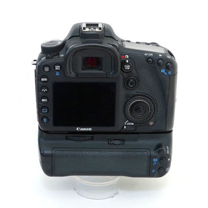 yÁz(Lm) Canon EOS 7D+BG-E7