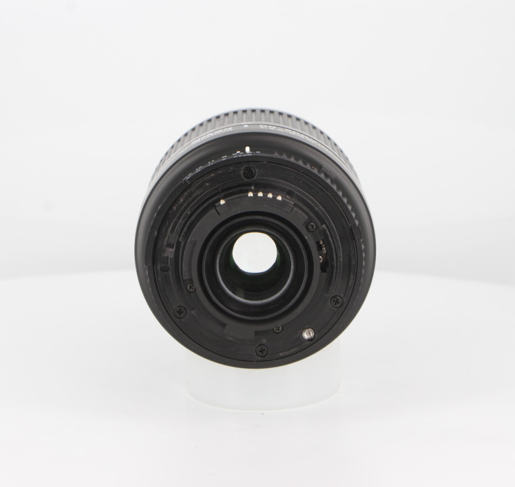 yÁz(jR) Nikon AF 80-200/4.5-5.6D
