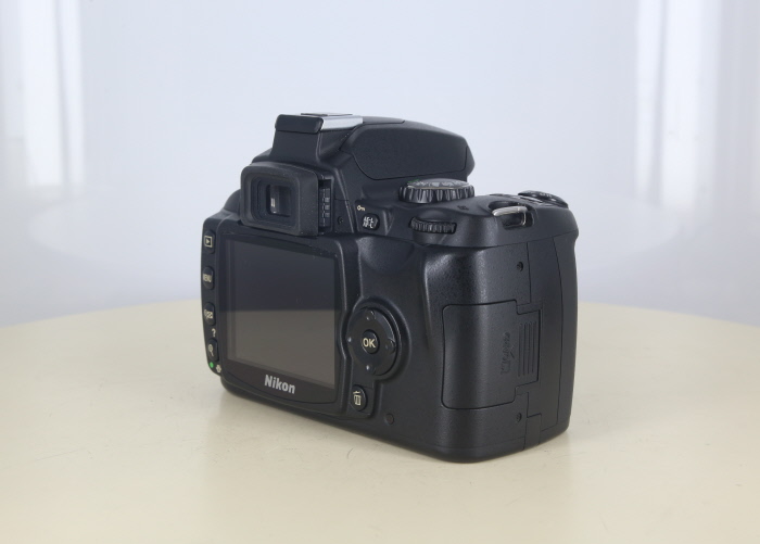 中古ニコンニコン D40X ボデイ