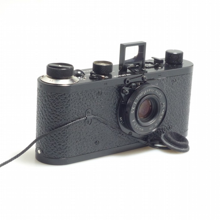 yÁz(CJ) Leica 0 ^ 10500