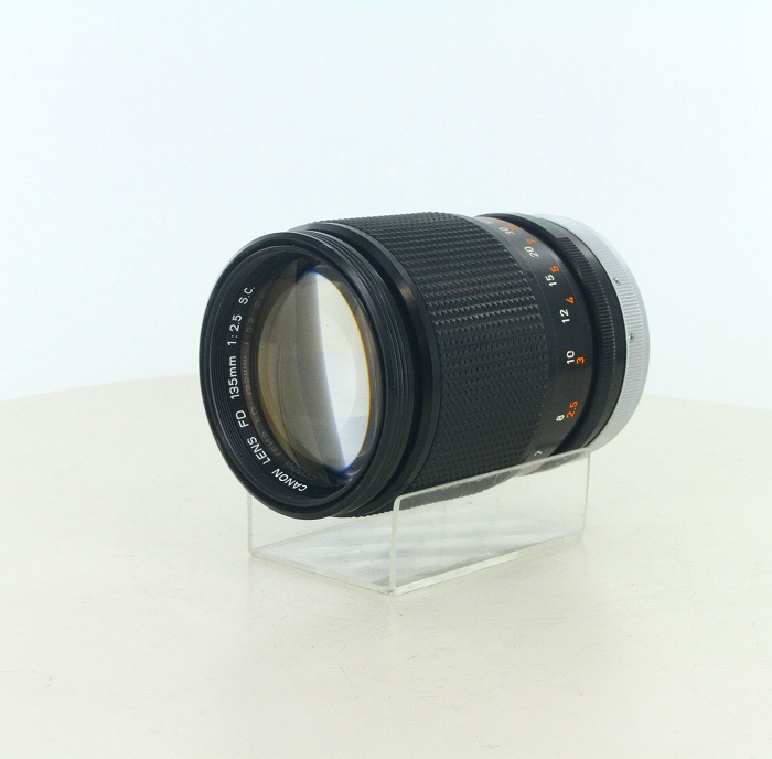 yÁz(Lm) Canon FD 135/2.5 S.C.