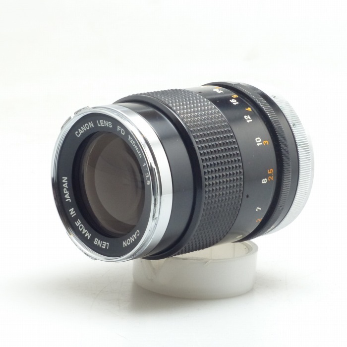 yÁz(Lm) Canon FD 135/3.5