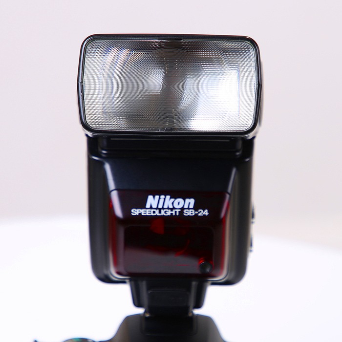 yÁz(jR) Nikon SPEED LIGHT SB-24