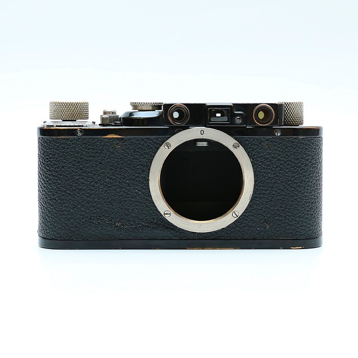 yÁz(CJ) Leica D II ubN