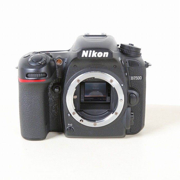 yÁz(jR) Nikon D7500 {fC