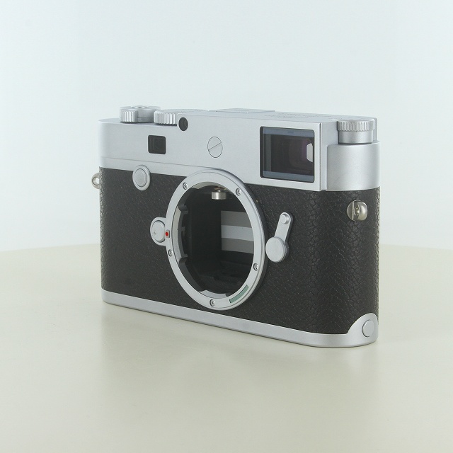 Leica M 10-P シルバークローム　ボディ　アクセサリ付き