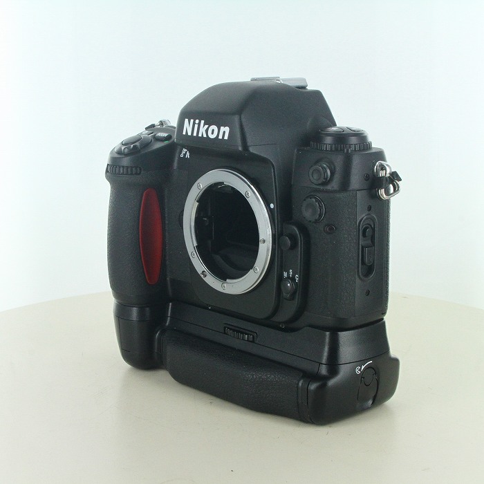 【中古】(ニコン) Nikon F100+MB15+SB28