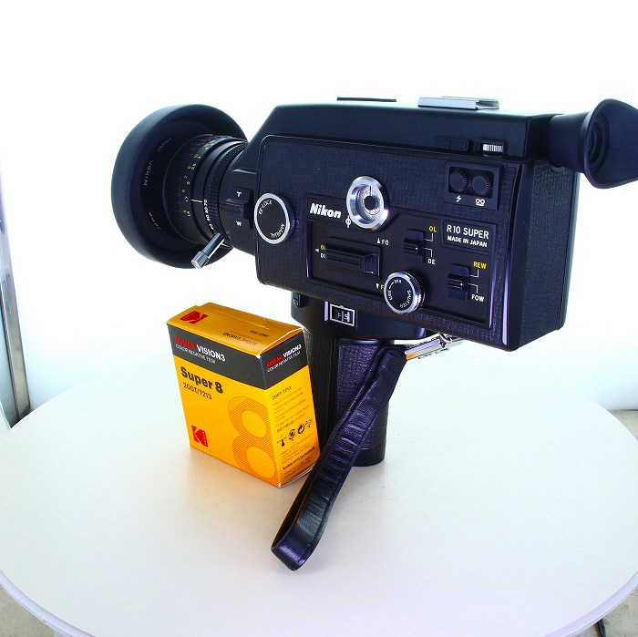 中古】(ニコン) Nikon R10 SUPER ZOOM 8mm｜ナニワグループオンライン