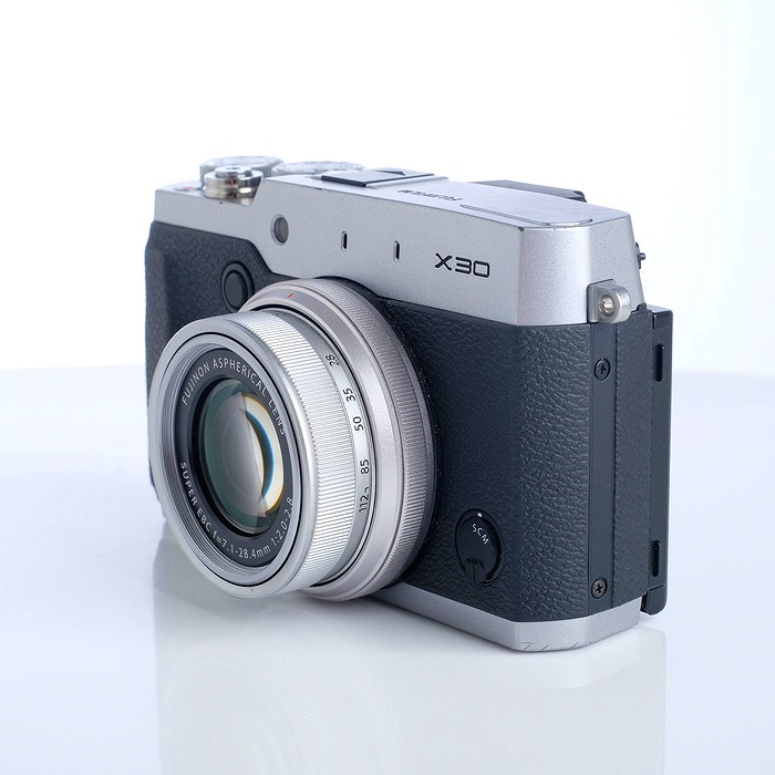 中古】(フジフイルム) FUJIFILM FX-X30 シルバー｜ナニワグループ