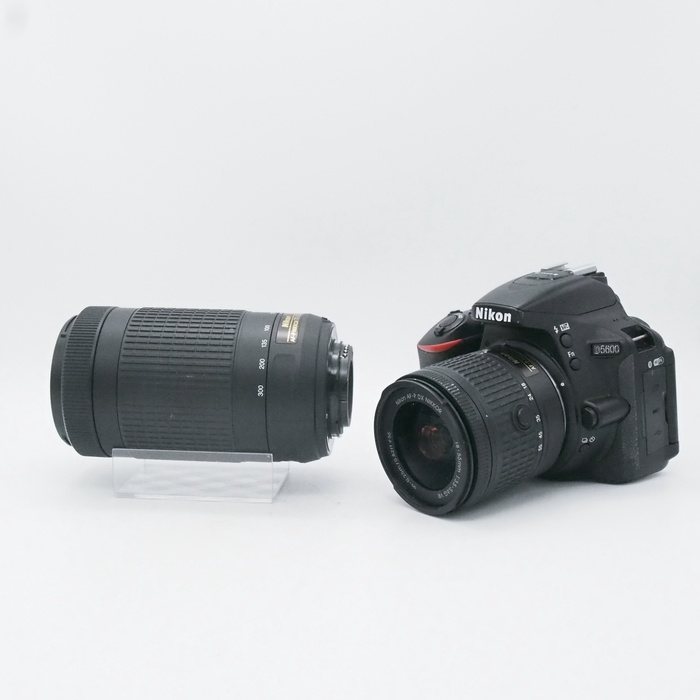 中古】(ニコン) Nikon D5600 ダブルズームキツト｜ナニワグループ