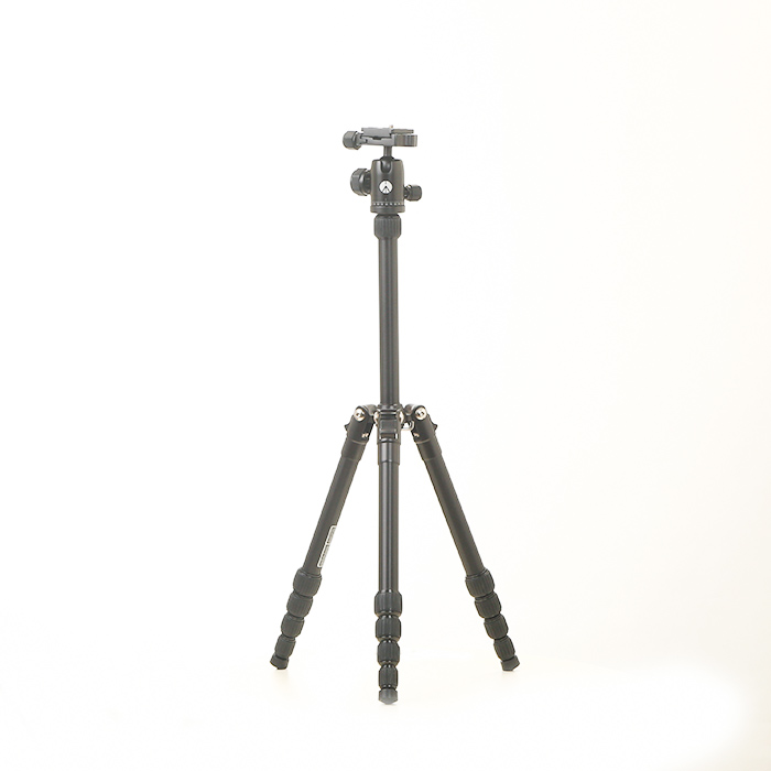 中古】(マンフロット) Manfrotto MKELES5BK-BH トラベル三脚 スモール