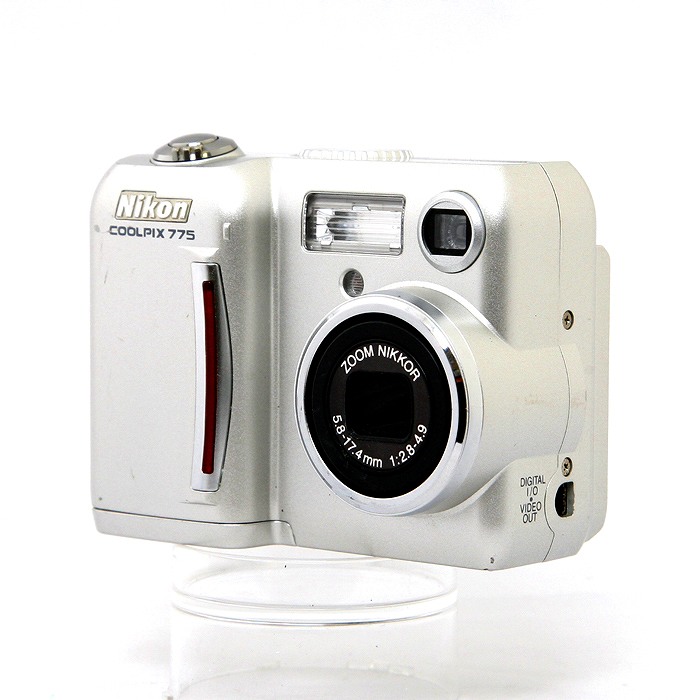 【中古】Nikon COOLPIX 中古】(ニコン) Nikon COOLPIX L18 シルバー｜ナニワグループ