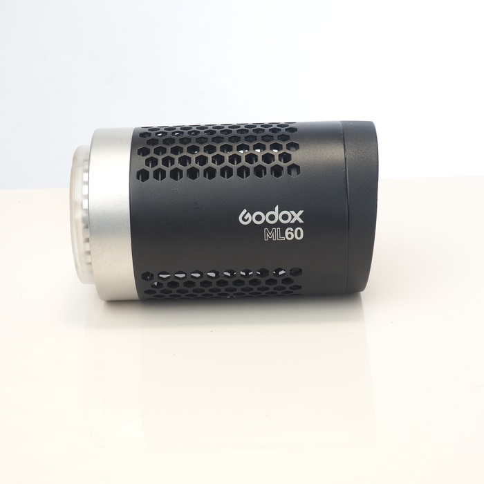 中古】(ｺﾞﾄﾞｯｸｽ) GODOX ML60 LEDビデオライト｜ナニワグループ