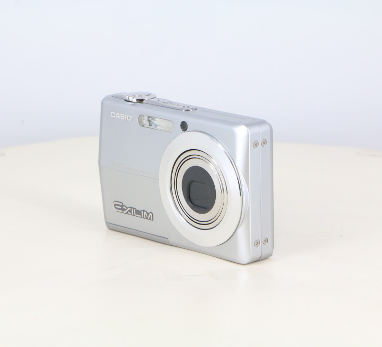 ■ ほぼ新品 ■カシオ　CASIO EX-Z500 中古】(カシオ) Casio EX-Z500｜ナニワグループオンライン｜2221000206942