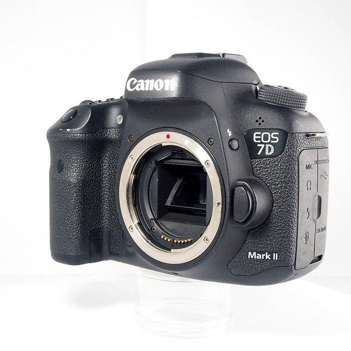 CANON　　7D Mark2カメラ