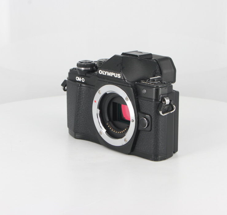 お得商品 OLYMPUS OM-D ジャンク II Mark E-M10 デジタルカメラ