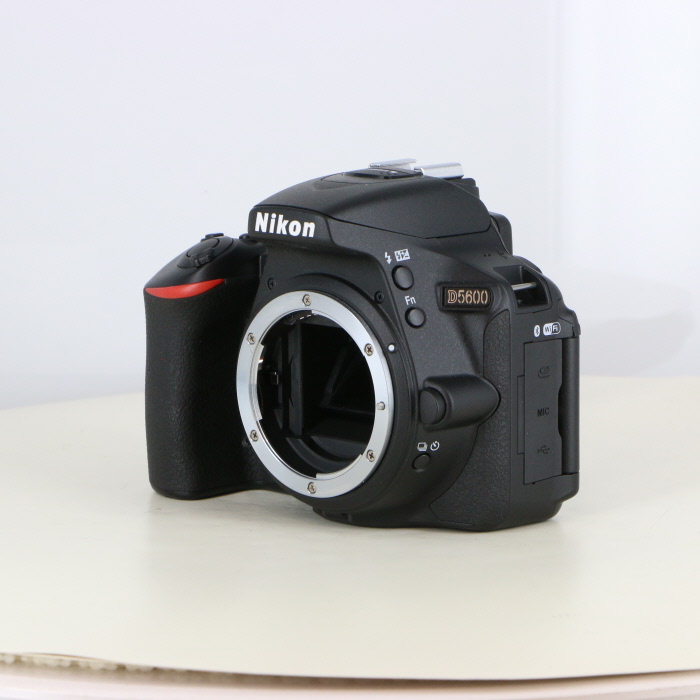 中古】(ニコン) Nikon D5600 ボデイ｜ナニワグループオンライン