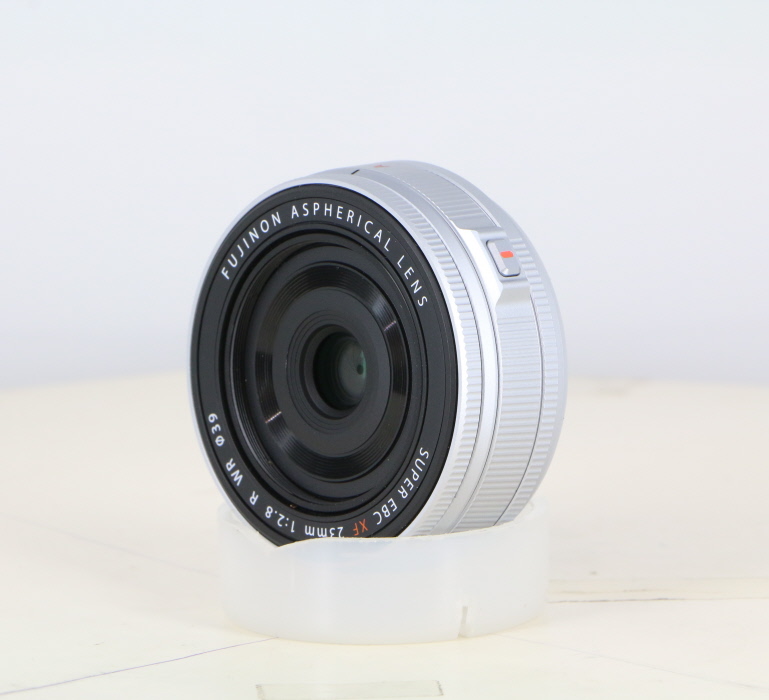 中古】(フジフイルム) FUJIFILM XF23/2.8 R WR シルバー｜ナニワ