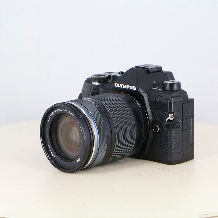 OLYMPUS - OLYMPUS OM-D E-M5 MARK III 14-150 II レン… オリンパス、より小型・軽量なボディを採用したミラーレス「OM-D