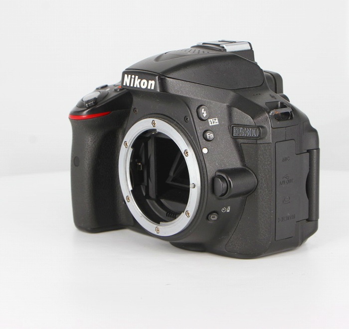 【中古】(ニコン) Nikon D5300 ボデイ ブラツク