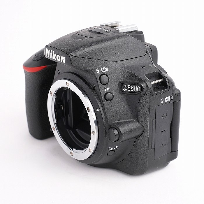 中古】(ニコン) Nikon D5600 ボディ｜ナニワグループオンライン