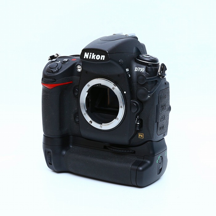 Nikon D700, MB-D10スマホ/家電/カメラ