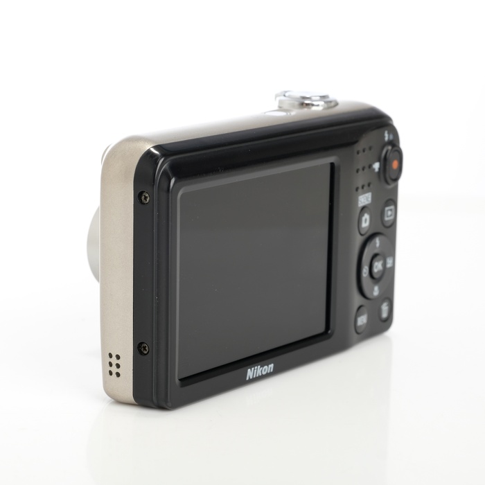 中古】(ニコン) Nikon COOLPIX A10 シルバー｜ナニワグループ