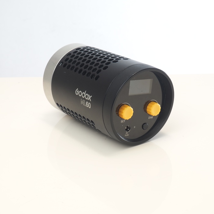 中古】(ｺﾞﾄﾞｯｸｽ) GODOX ML60 LEDビデオライト｜ナニワグループ