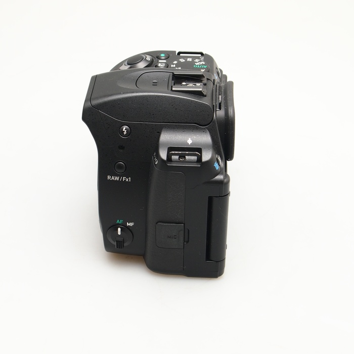 【最終値下】PENTAX K-70 (箱付き 欠品なし 付属品多数) 中古】(ペンタックス) PENTAX K-70 ボデイ ブラツク｜ナニワグループ