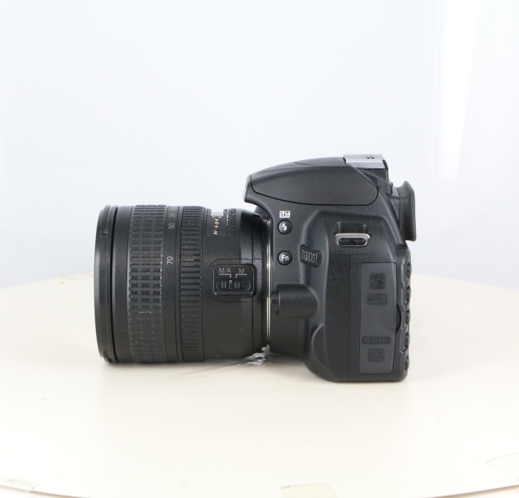 中古】(ニコン) Nikon D3100 ブラック+18-70/3.5-4.5Gレンズキット