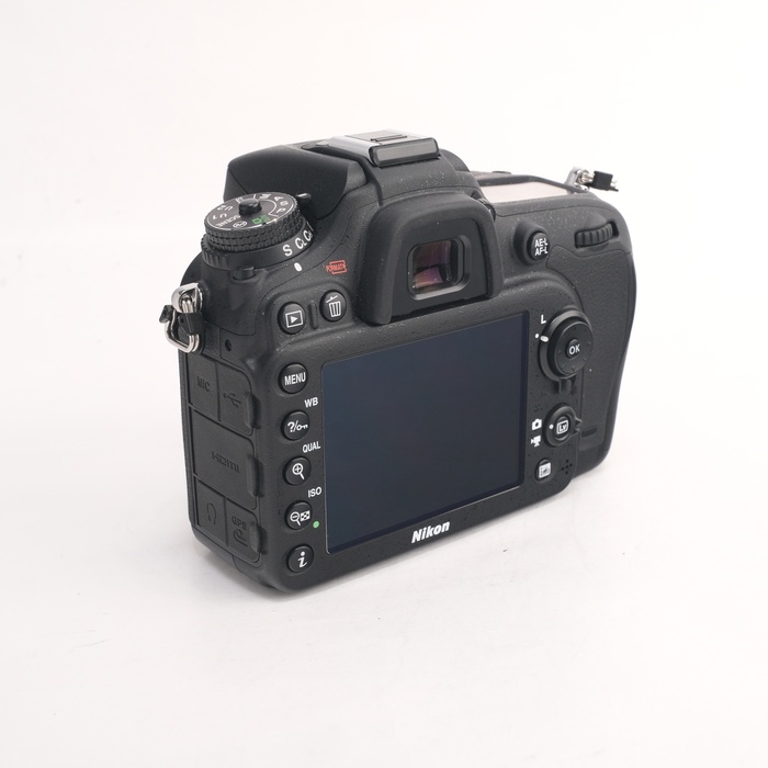 中古】(ニコン) Nikon D7100 ボディ｜ナニワグループオンライン