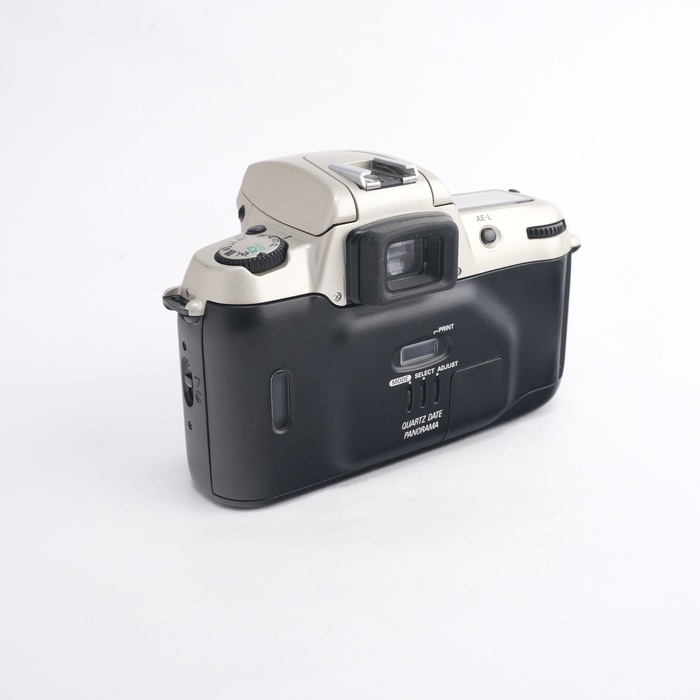 中古】(ニコン) Nikon F60D PANORAMA ボディ シルバー｜ナニワグループ