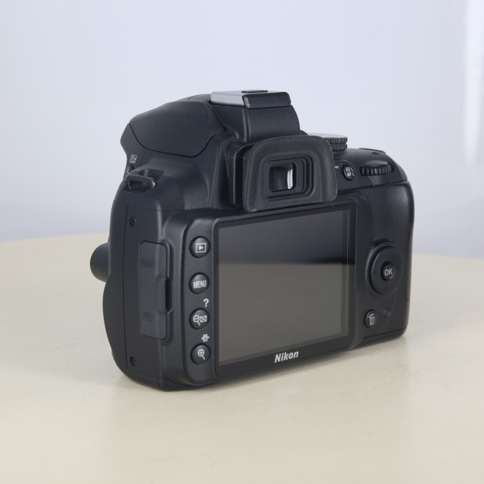 中古】(ニコン) Nikon D3000 ボデイ｜ナニワグループオンライン