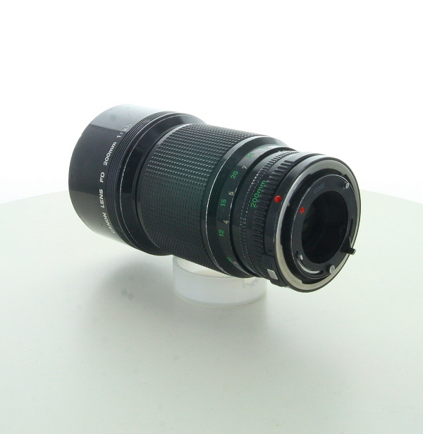 yÁz(Lm) Canon NewFD 200/2.8