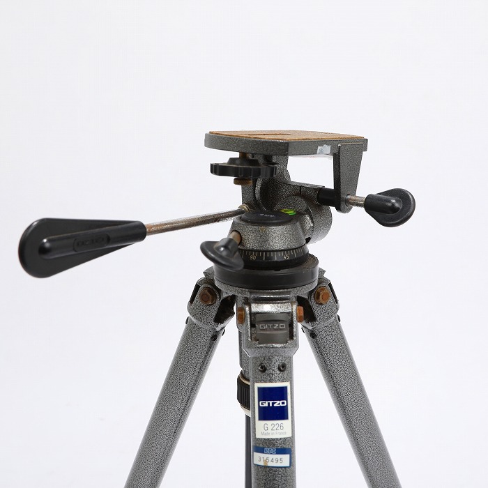 鬼谷スタジオ ゾロ 中古品 磁石台座付 中古】(ジッツオ) GITZO G226+G1270｜ナニワグループオンライン