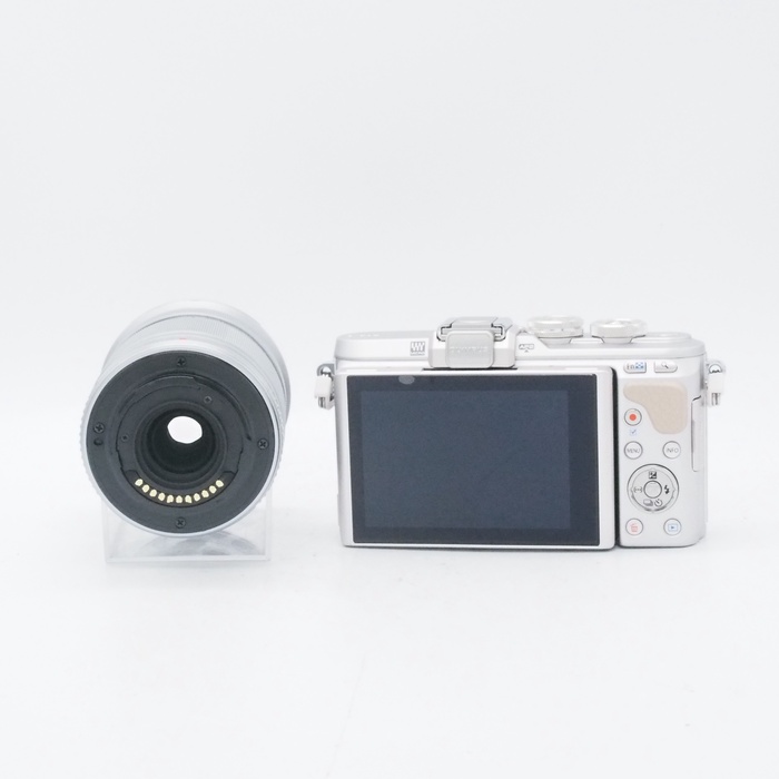 中古】(オリンパス) OLYMPUS E-PL8 EZダブルズームキツト ホワイト