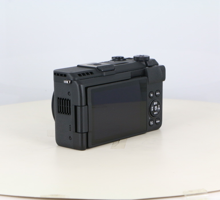 中古】(キヤノン) Canon POWERSHOT V1｜ナニワグループオンライン