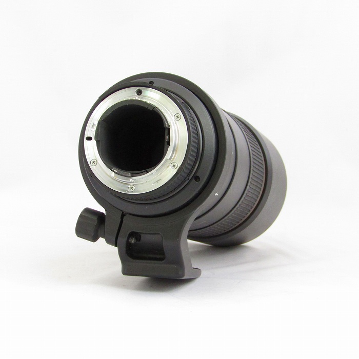 ニンナ　中古品 Cylinder Head for Nissan Engine YD25