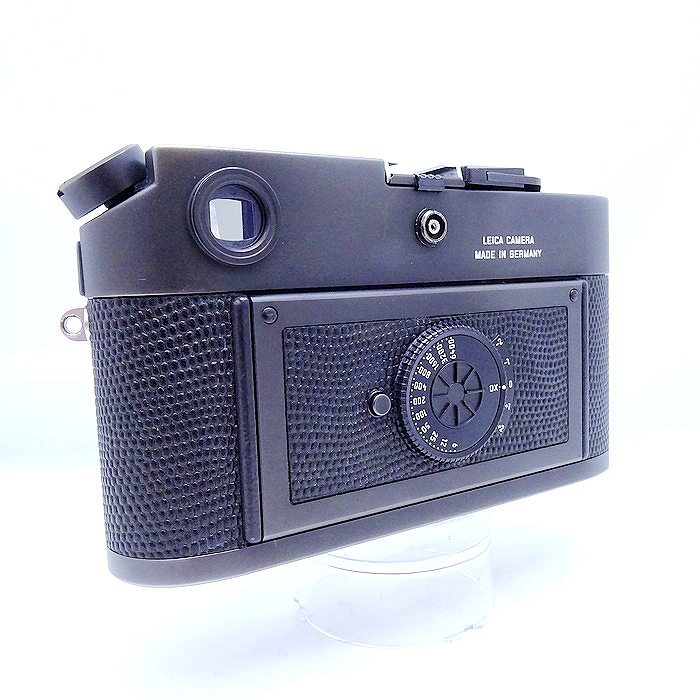 yÁz(CJ) Leica M7 0.72 ubN