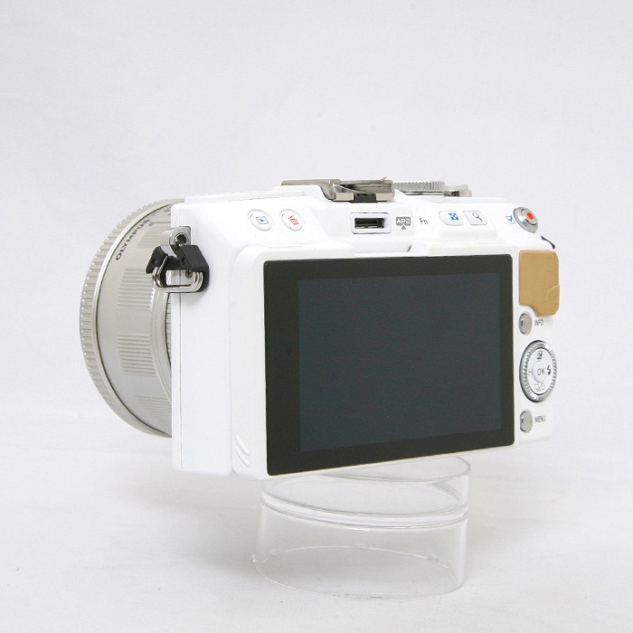 中古】(オリンパス) OLYMPUS E-PL5 レンズキツト ホワイト｜ナニワ