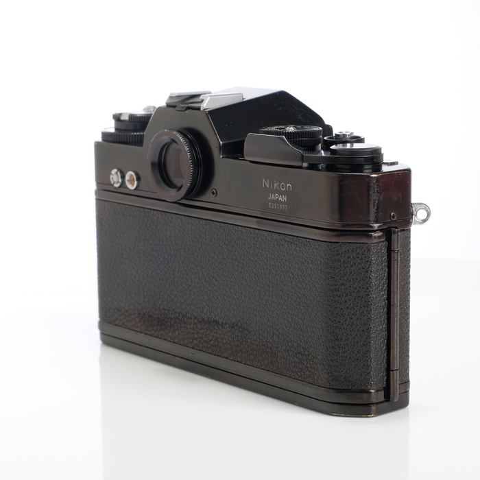 中古】(ニコン) Nikon ニコマートEL｜ナニワグループオンライン