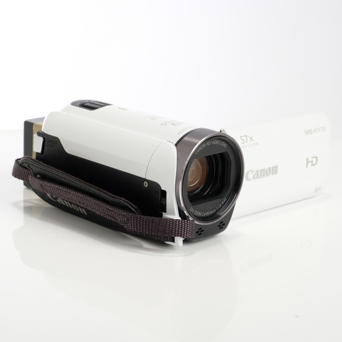 ♪ ビデオカメラ HF R700]【美品中古】 中古(キヤノン) Canon iVIS HF