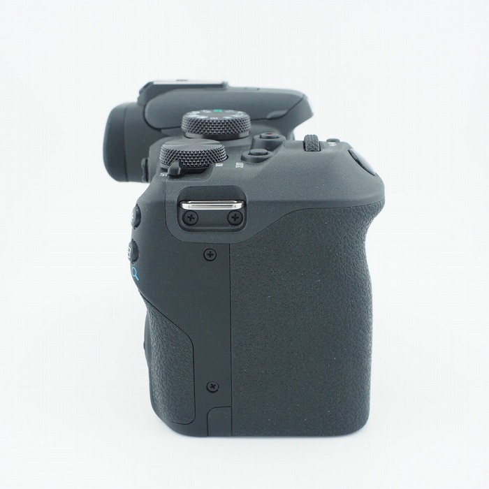 yÁz(Lm) Canon EOS R10